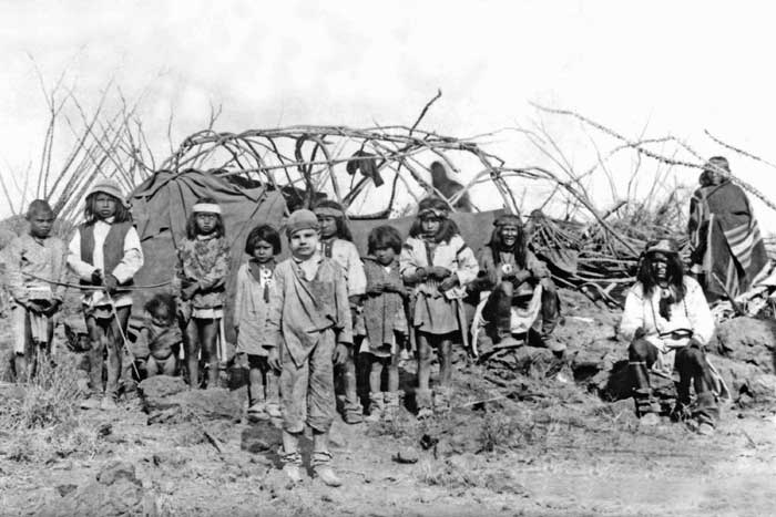 In March 1886, Jimmy McKinn (standing center) was found with the Apache after Geronimo's Surrender. March 1886, Jimmy McKinn (standing center) found with Apache's after Geronimo Surrender.