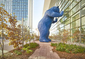 Bear sculpture at the Denver Convention Center by Carol Highsmith.