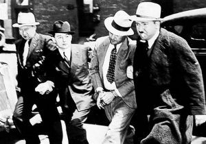 FBI G-Men make an arrest FBI G-Men make an arrest